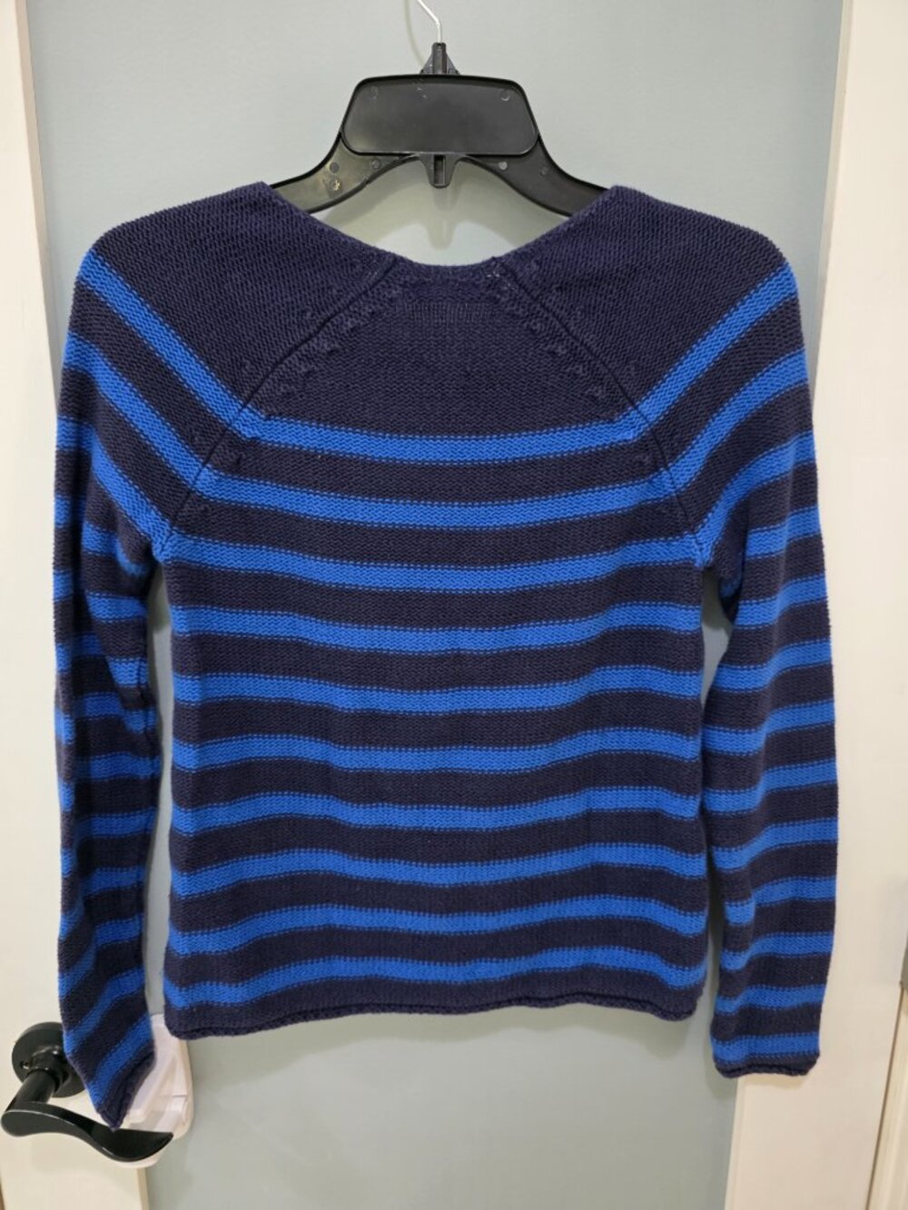 Old Navy Striped‎ Sweater – Women’s Small Blue & Navy Long Sleeve Pullover - Picture 10 of 10